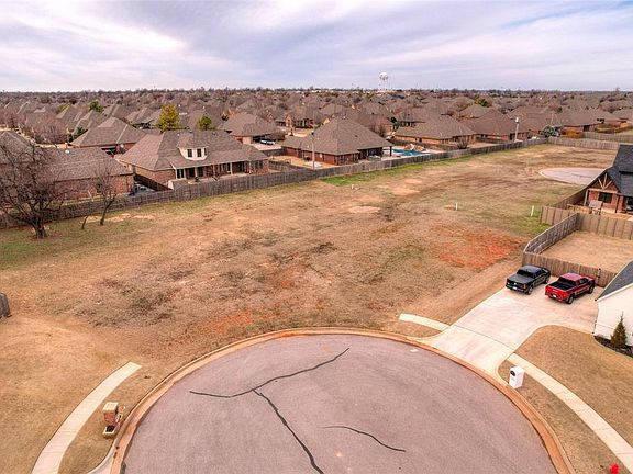 5th image of 10921 NW 24th Ter Lot 6/pt 7