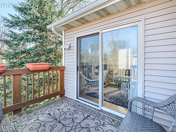 4th image of 9201 Emily Dr