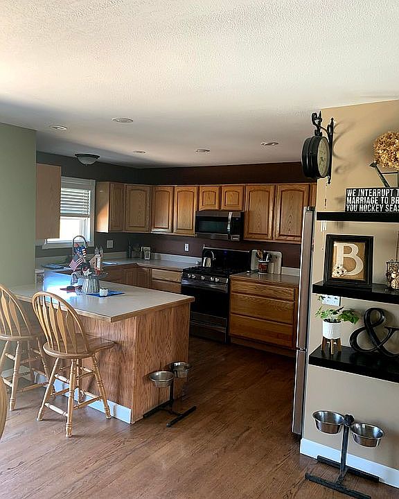 Open kitchen/dining room.