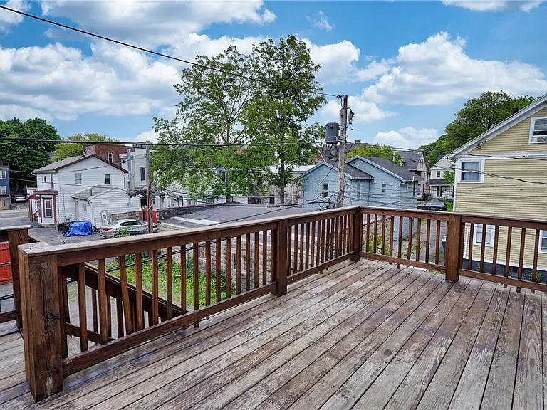38 Tracy St #UP — Photo 18