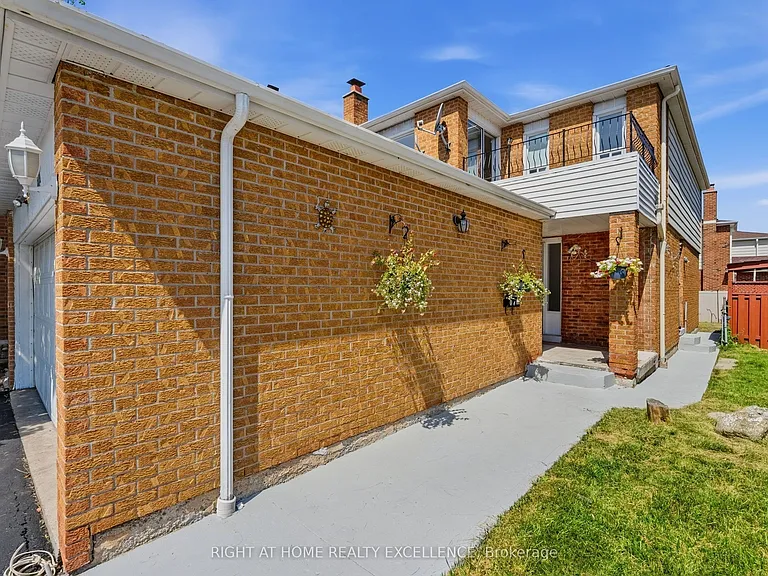 10 Banting Cres #UPPER — Photo 5