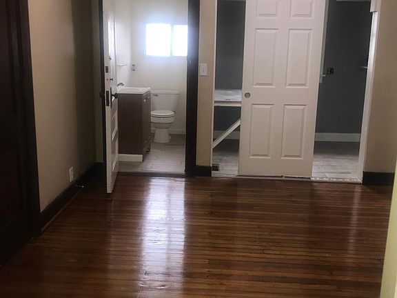 5th image of 167 N Ardmore Ave