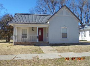 129 E St NW, Miami, OK 74354