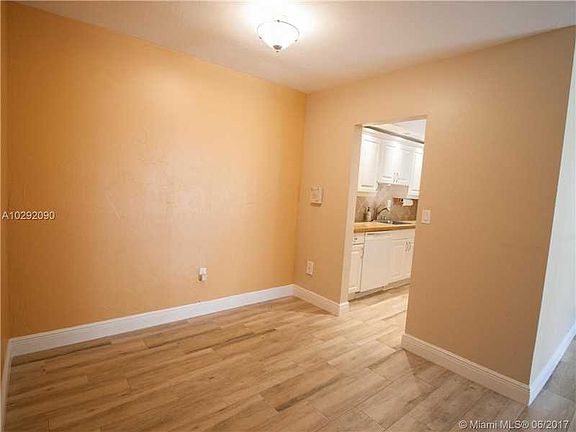 5th image of 13858 SW 90th Ave #108