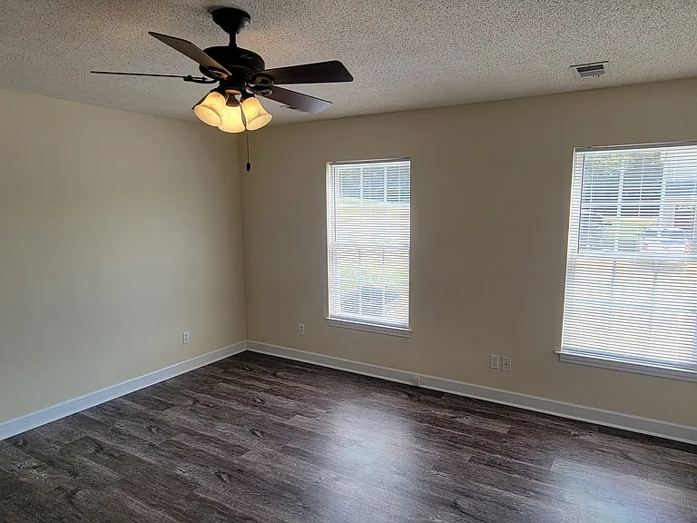 152 Highland Way #A — Photo 6