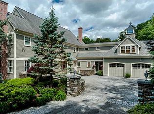 167 Summit View Ln, North Kingstown, RI 02852