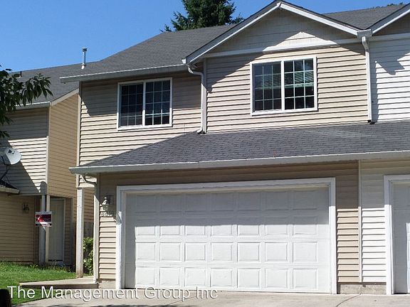 2nd image of 8418 NE 37th Cir
