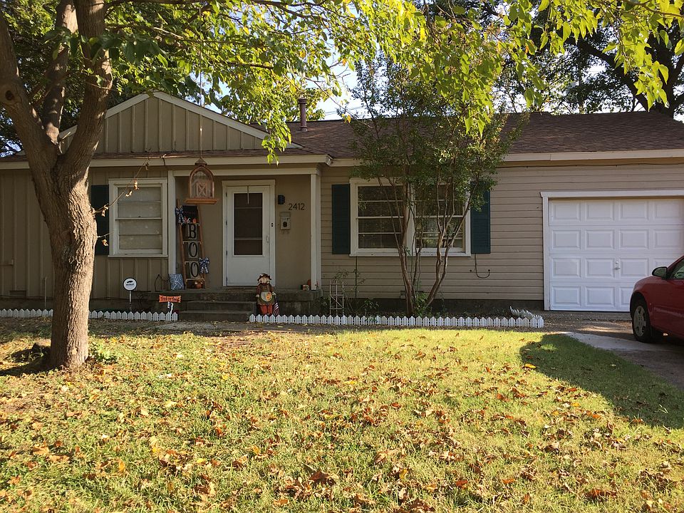 1st image of 2412 Glengariff Dr