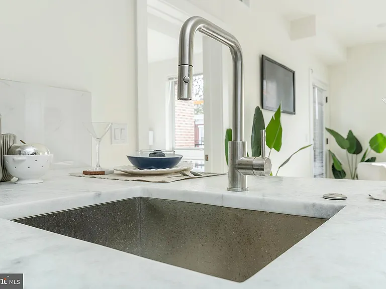 2709 Cecil B Moore Ave #203 — Photo 6