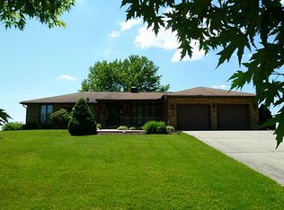 394 Maple Rd, Burgettstown, PA 15021