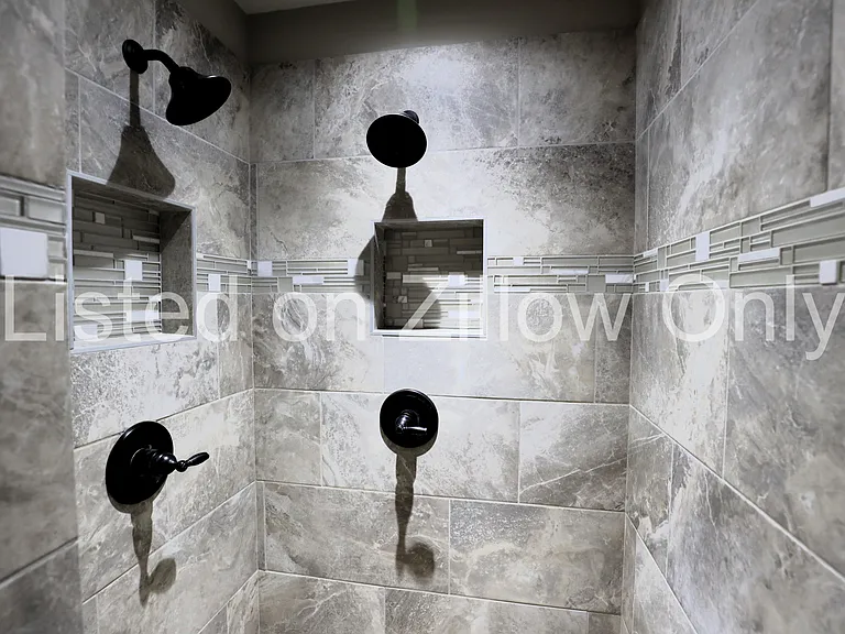 6758 Redwood Ave — Photo 13