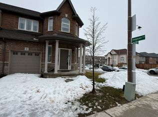 2 Laguna Village Cres, Hamilton, ON