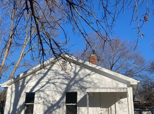 3419 E 36th Ct, Des Moines, IA 50317