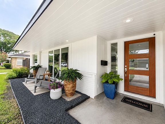 3rd image of 4326 Briarbend Dr