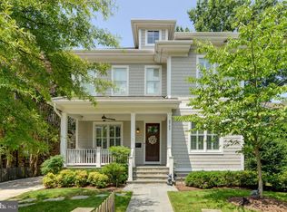 2711 Key Blvd, Arlington, VA 22201