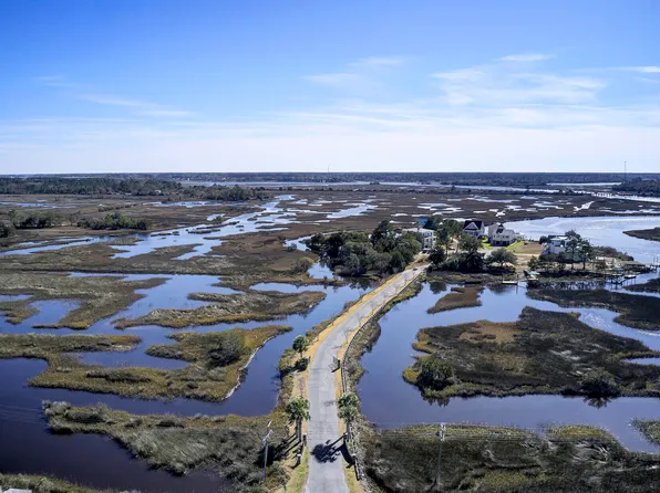 545 Towles Crossing Dr, Johns Island, SC 29455
