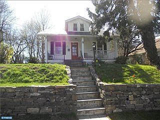 1st image of 504 Grant Ave