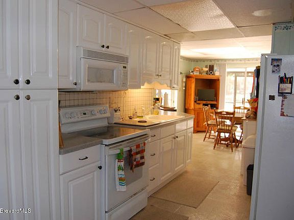 4th image of 4429 N Indian River Dr
