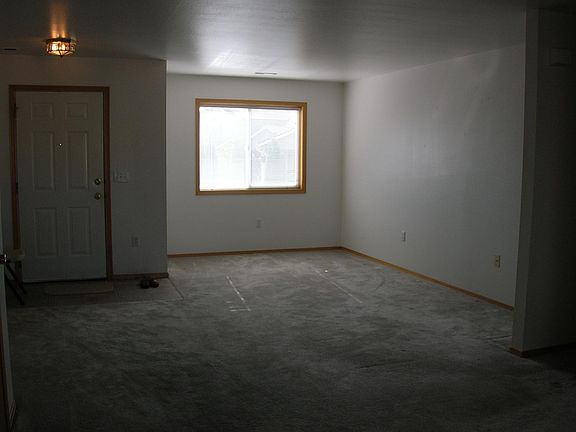 5th image of 2510 NW Ravenna Ct #A