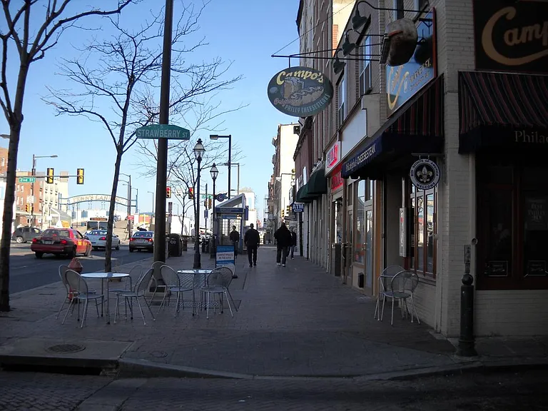 214 Market St #2R — Photo 2