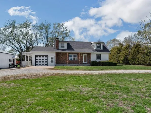 4242 Virginia Rd, Wellsville, KS 66092