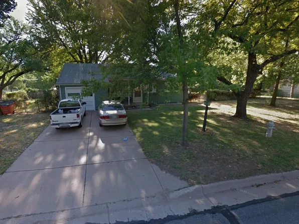 500 Trotter St, Maize, KS 67101