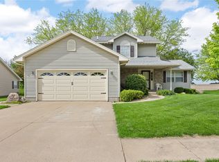 506 Horizon Dr, Tipton, IA 52772