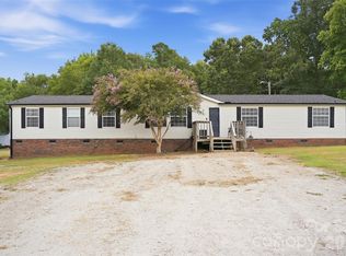 4688 Taxahaw Rd, Lancaster, SC 29720