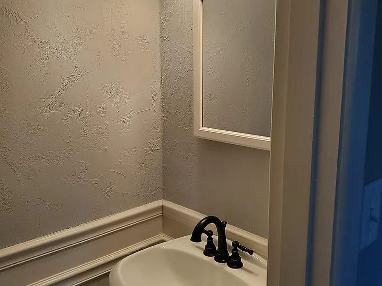 1704 Bobwhite Dr — Photo 18