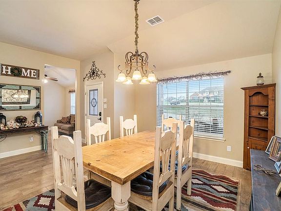 4th image of 100 Miramar Cir