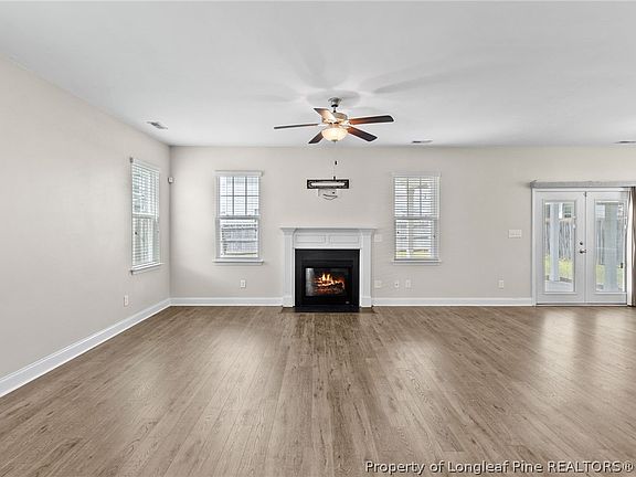 3rd image of 181 Brentmoor Dr