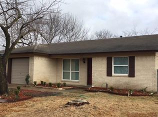 4100 Arborcrest Dr, Balch Springs, TX 75180