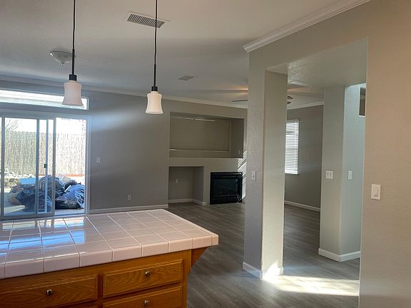5th image of 619 Grafton Way