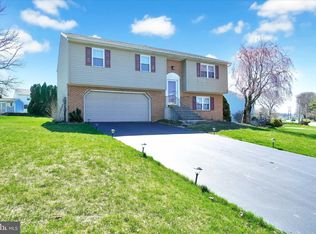 320 Kendale Rd, Red Lion, PA 17356