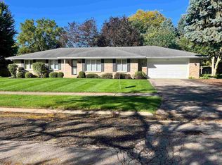 1842 Madron Rd, Rockford, IL 61107