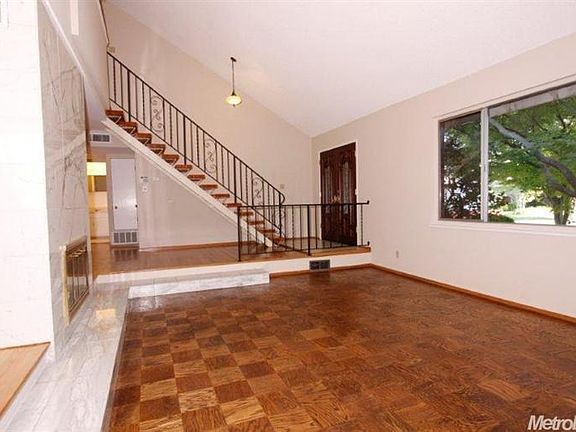 2nd image of 8409 Gonzaga Ct