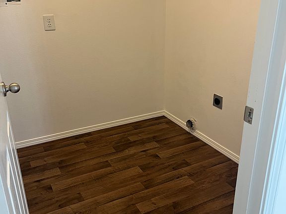 4th image of 1144 6th Ave N