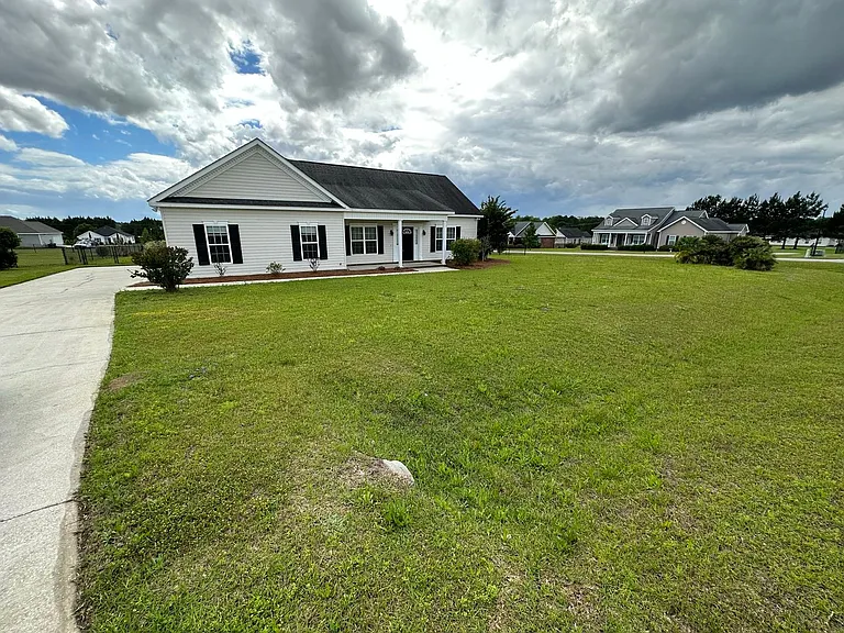 400 Old Kennedy Ln — Photo 1