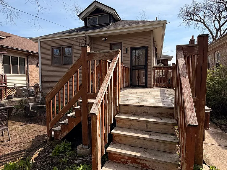 11634 S Hale Ave — Photo 3