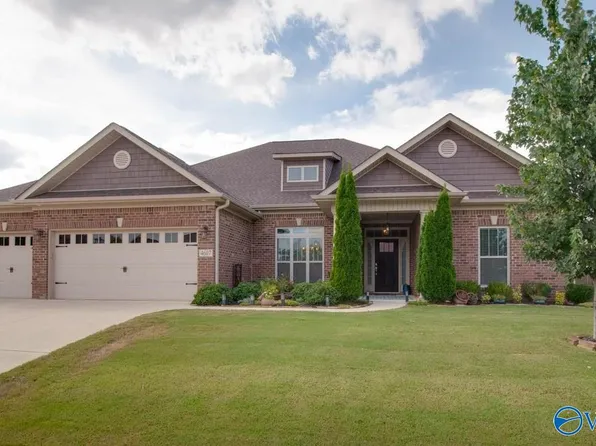 4607 Pheasant Cove Dr, Owens Cross Roads, AL 35763