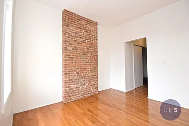 Rented by RES New York