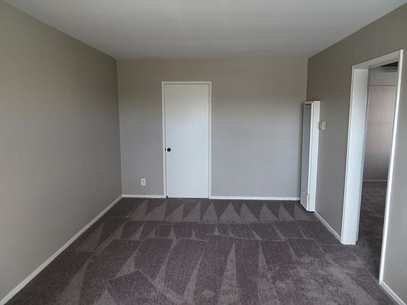 2nd image of 15731 Bellflower Blvd