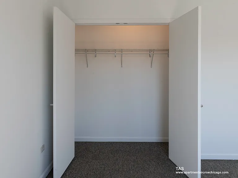 6101 N Clark St #4D — Photo 6