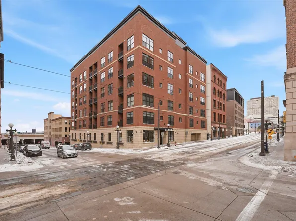 270 4th St E Unit 101, Saint Paul, MN 55101