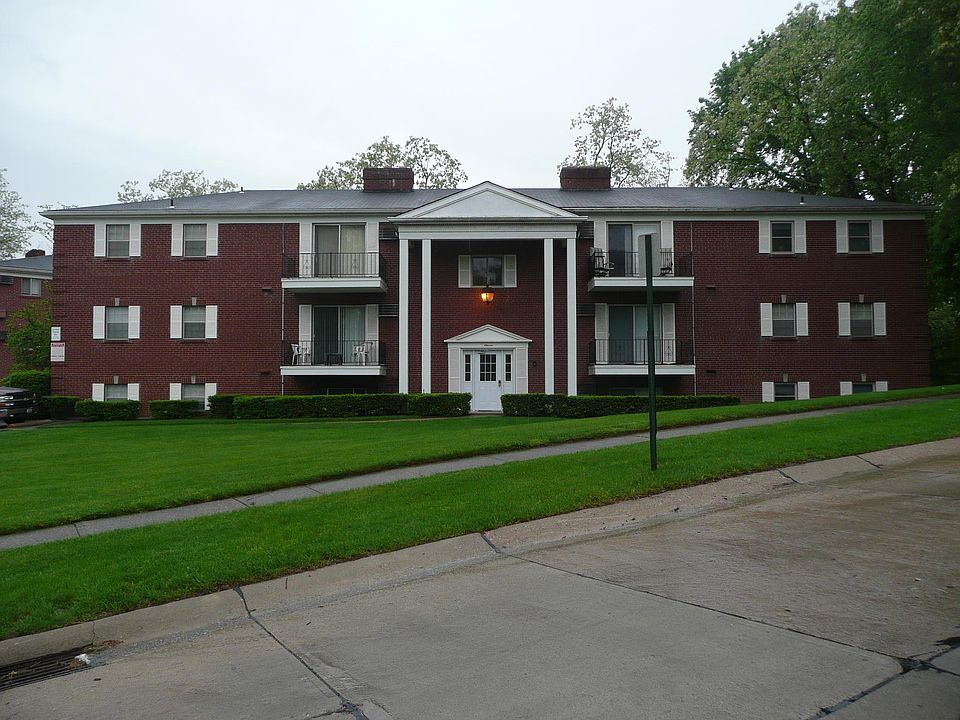 The Robbie Ridge Apartments
