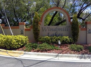 465 SW 86th Ave APT 107, Hollywood, FL 33025