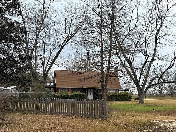 4th image of 349 Garrett And McGill Dr