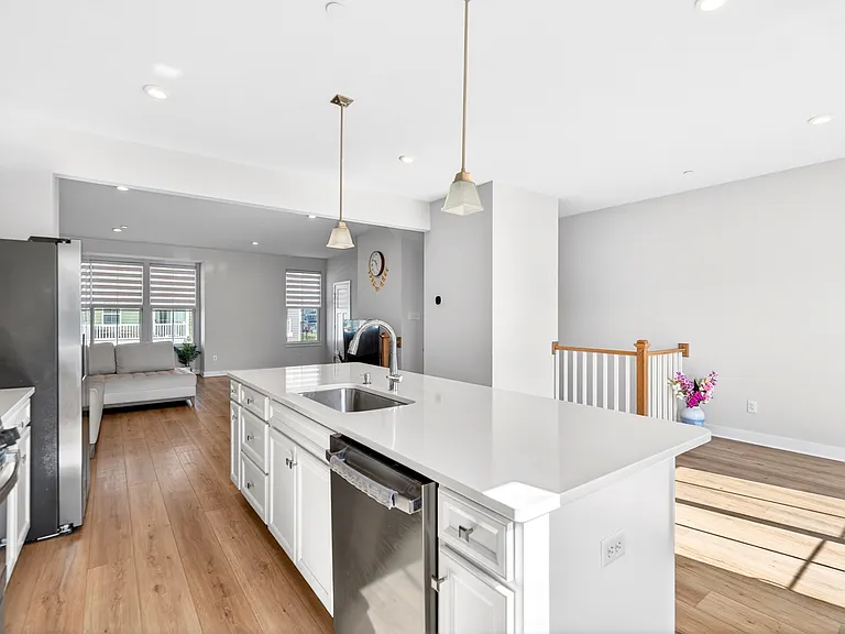 6706 Sycamore Way — Photo 23