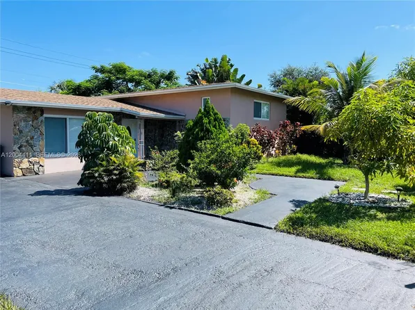 1335 NE 204th Ter, Miami, FL 33179