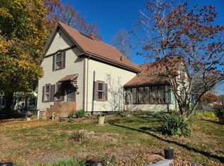537 Union St, Rockland, MA 02370